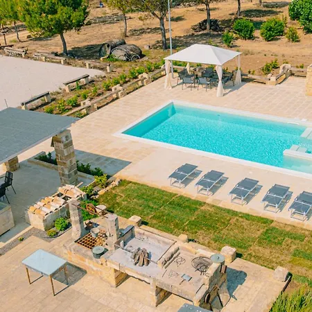 Δωμάτια σε οικογενειακή κατοικία Con Piscina 