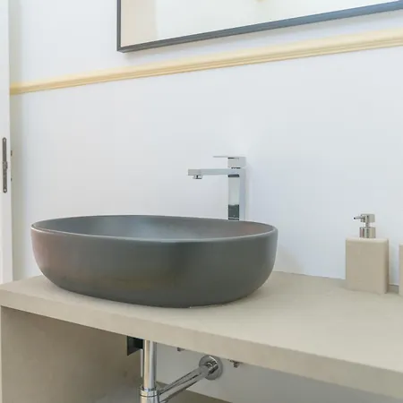 Δωμάτια σε οικογενειακή κατοικία Casata Minerva Alezio